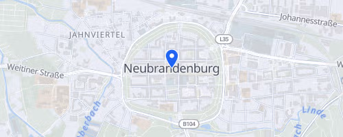 Neuwoges Treppenhauslauf im Turm des Hauses